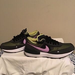 🔥Nike Wffl 1,  new condition, see photos, size 6Y